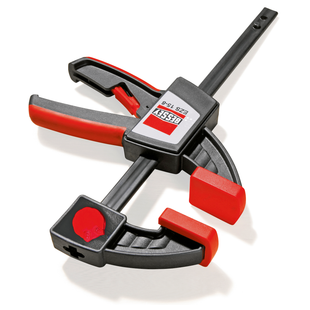 PRESSE LEGERE UNE MAIN EZS