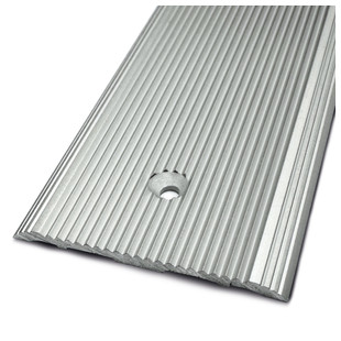 PLAT DE MARCHE PERCE ALU NATUREL 55MM/3M