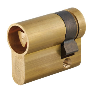 1/2 CYLINDRE TRIANGLE ENTRANT