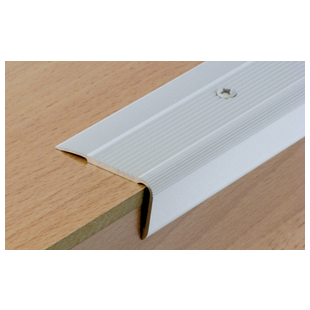 NEZ DE MARCHE POSE RAPPORTEE 43V 42 X 23 X 3000 ALU NAT 300