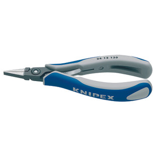 PINCE A BEC PLAT POUR L'ELECTRONIQUE 135 MM